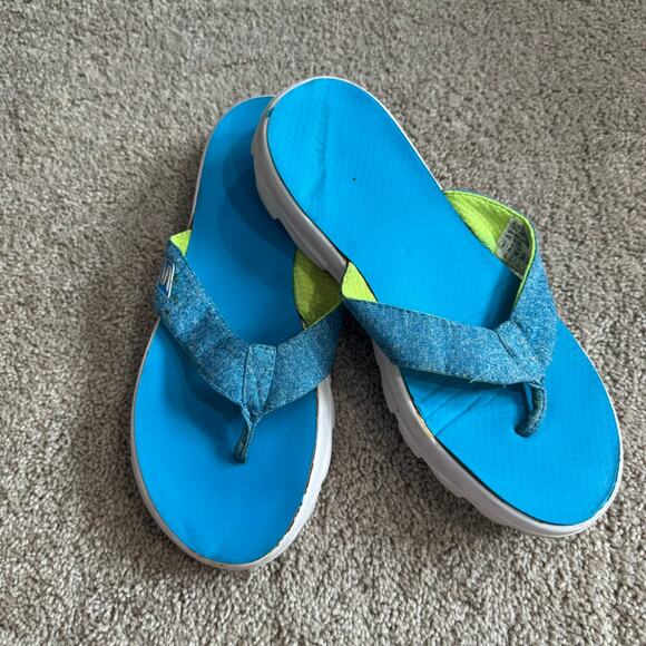 Skechers Performance Women's Go Walk Move Solstice Flip Flop Sandals Size 9 - Picture 1 of 11